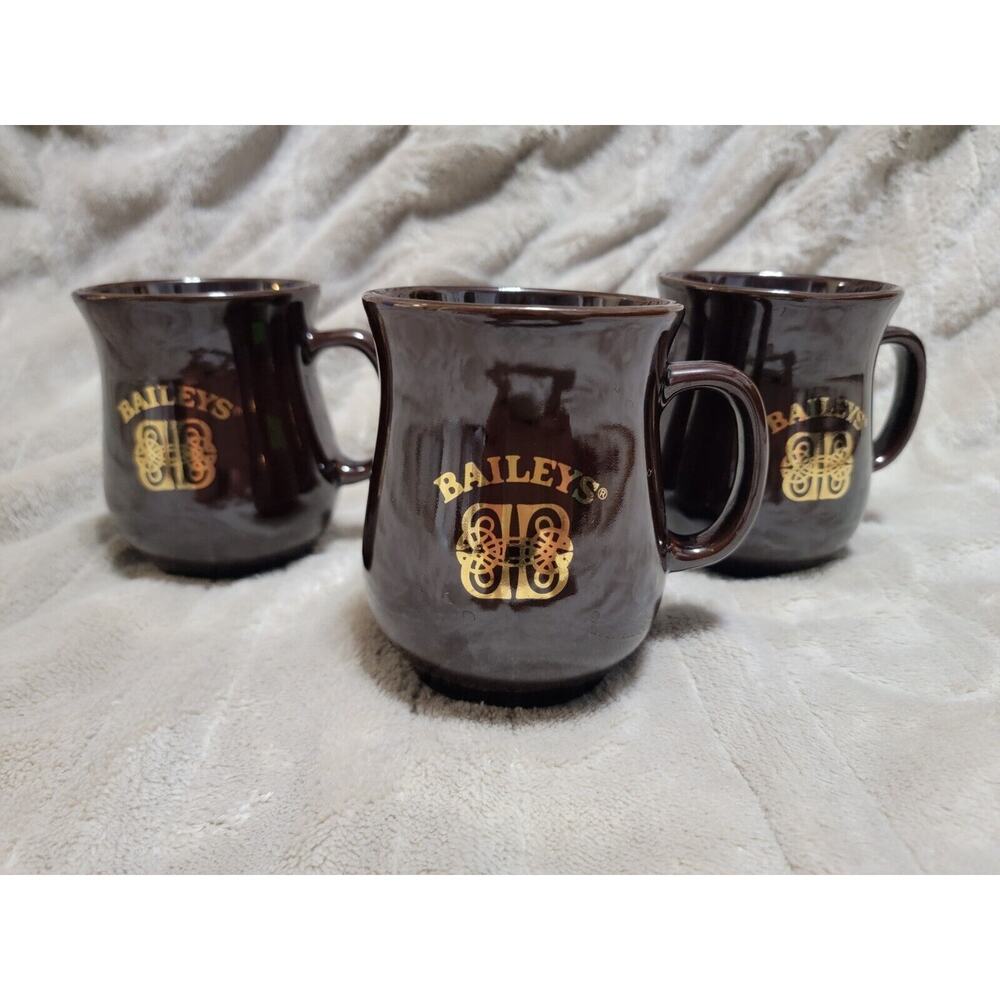 Vintage Bailey's Irish Cream Coffee Mugs - Set of 3 - Brown and Gold